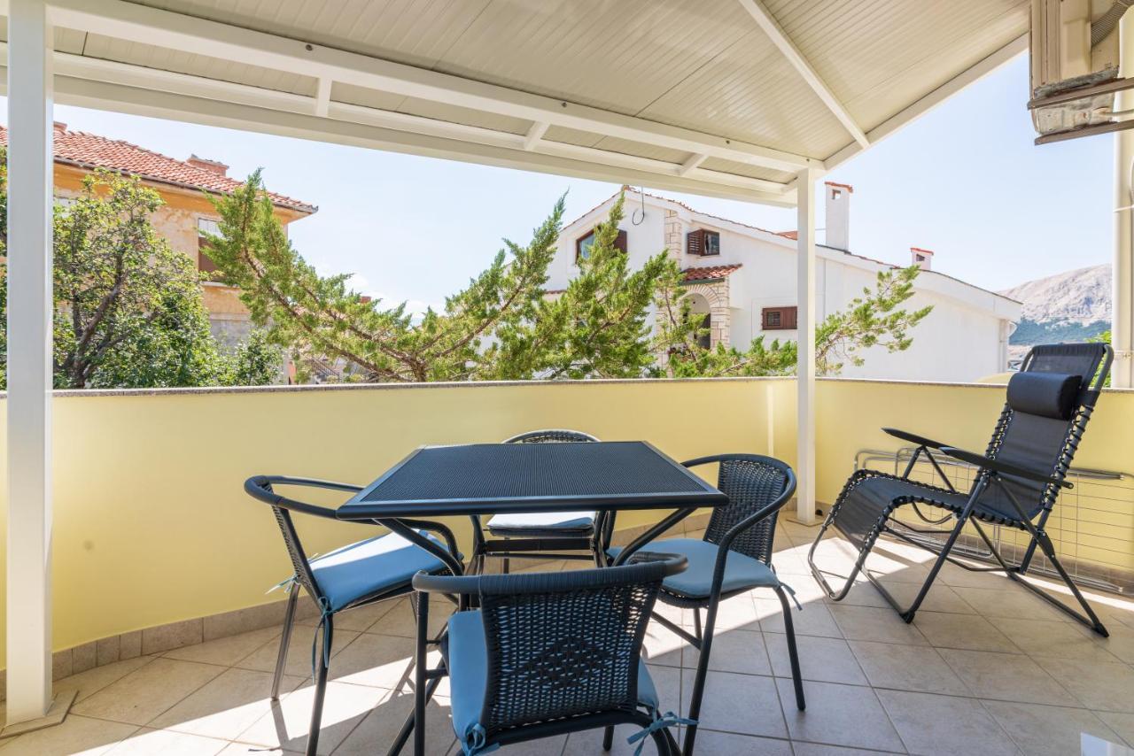 Apartment Luiza With Terrace Baška Eksteriør billede