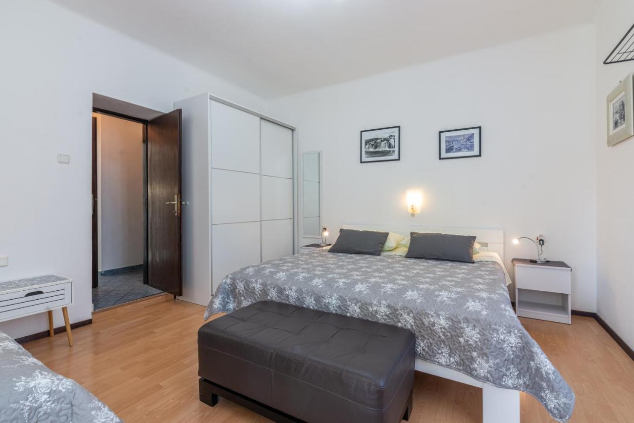 Apartment Luiza With Terrace Baška Eksteriør billede